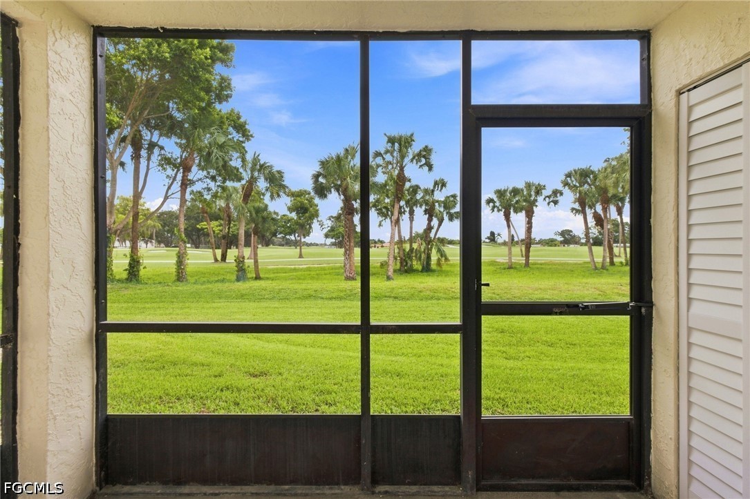 4186 27th Unit 105, Naples, FL 34116