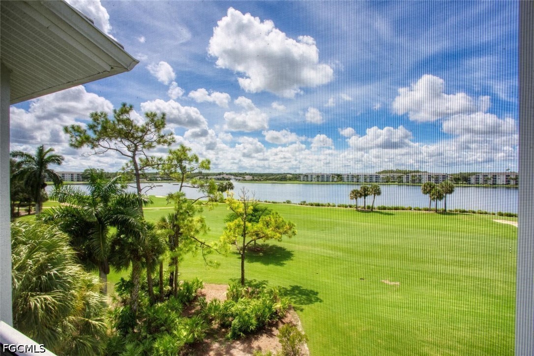 8066 Queen Palm Unit 543, Fort Myers, FL 33966