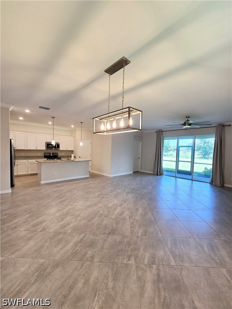 2288 Dancy, Naples, FL 34120