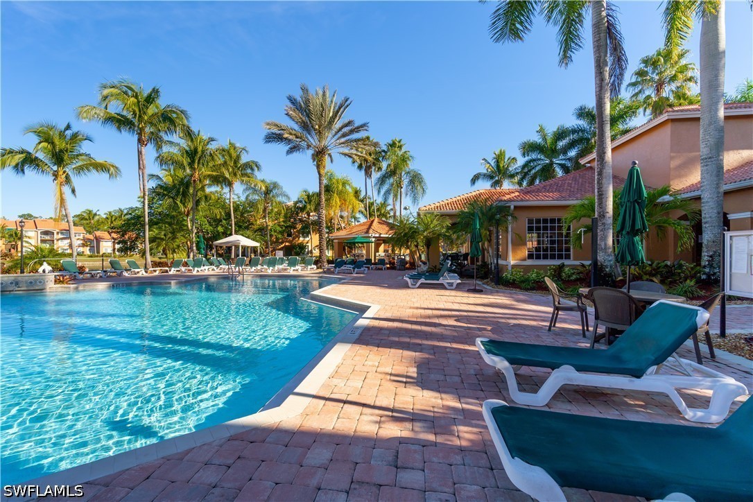 1270 Wildwood Lakes Unit 208, Naples, FL 34104