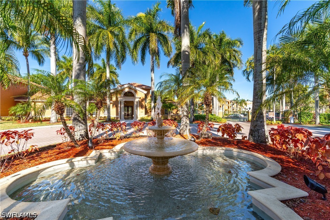 1270 Wildwood Lakes Unit 208, Naples, FL 34104