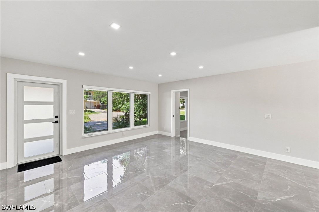 47 River, Naples, FL 34110