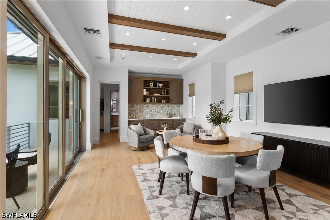 DiningArea