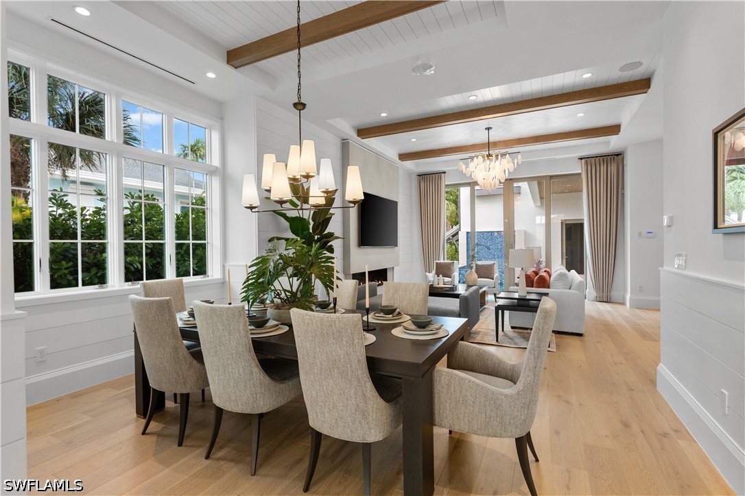 DiningArea