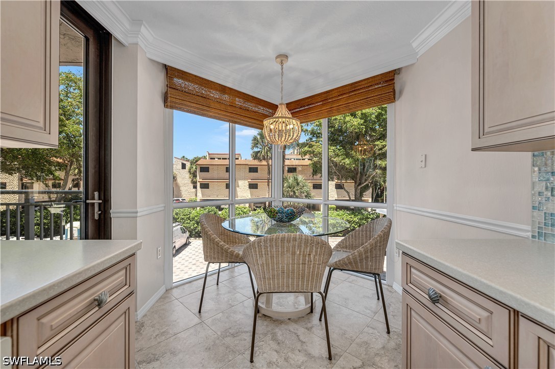 DiningArea
