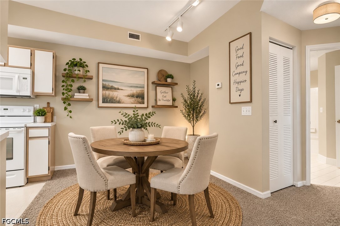 DiningArea