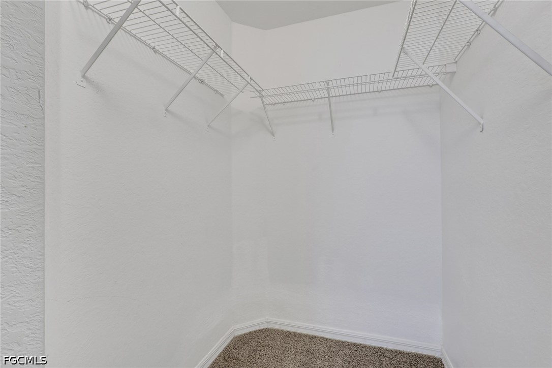 WalkInClosets