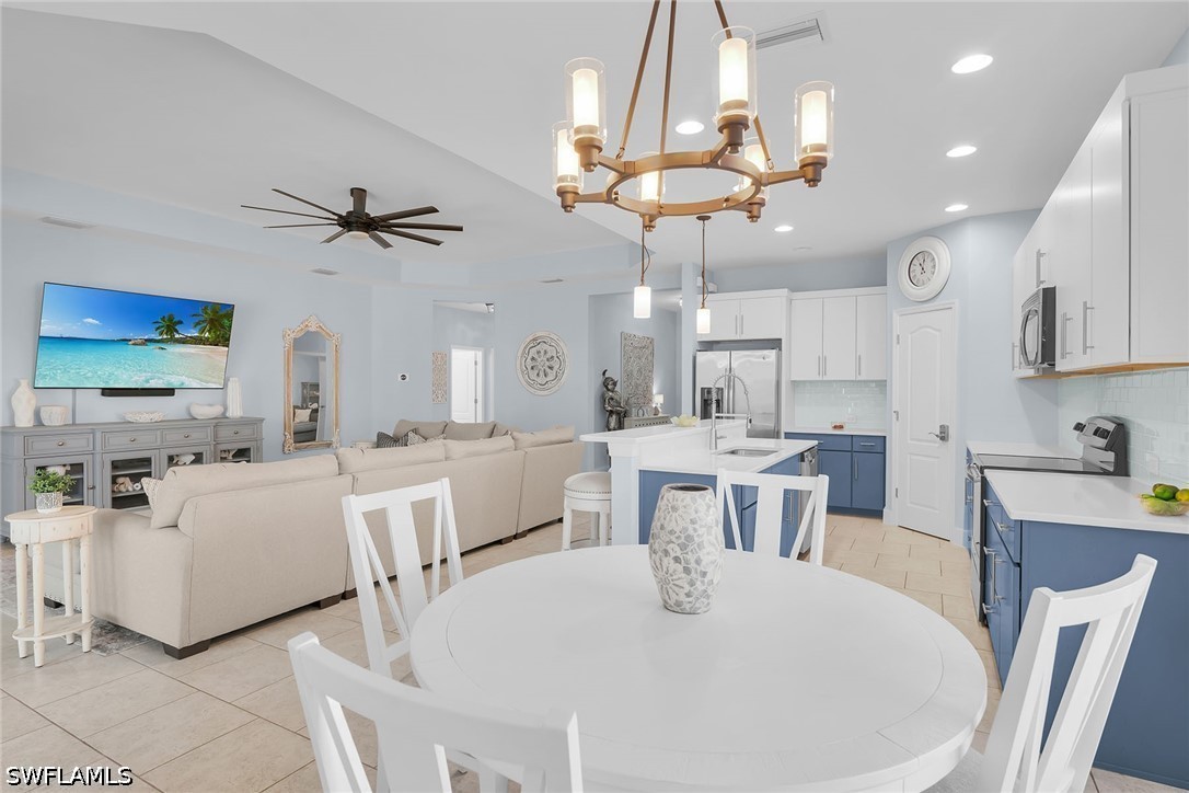 DiningArea