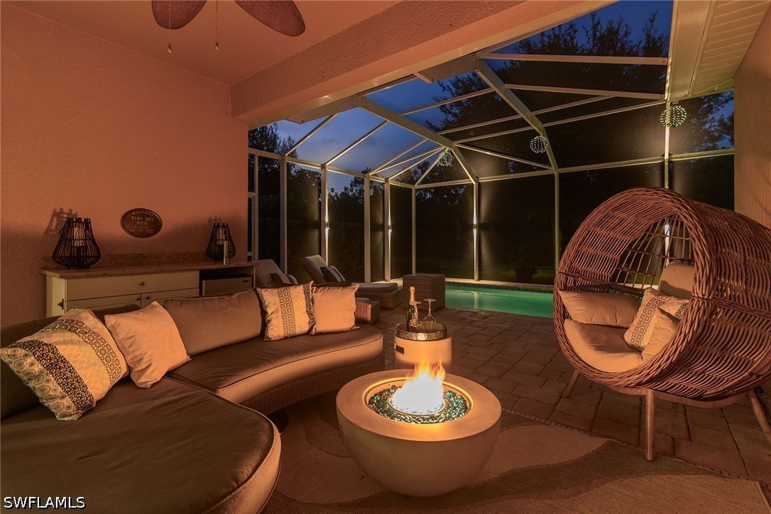 14487 Manchester, Naples, FL 34114