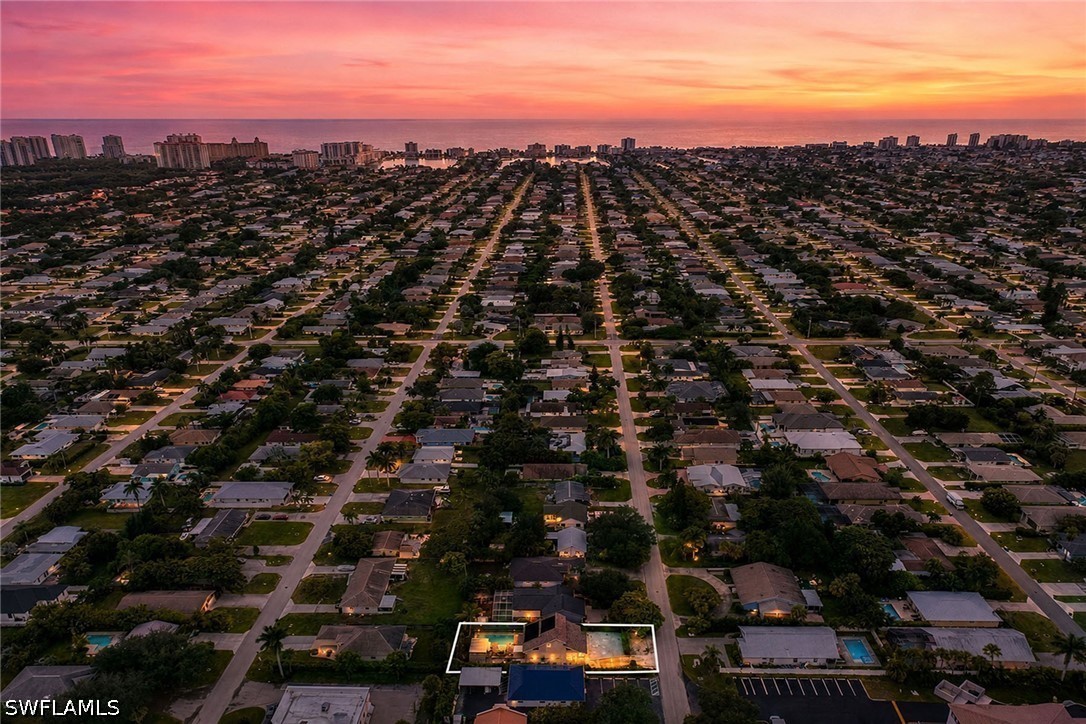862 97th, Naples, FL 34108