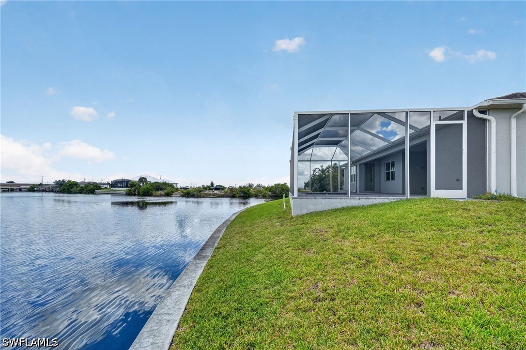 913 33rd, Cape Coral, FL 33993