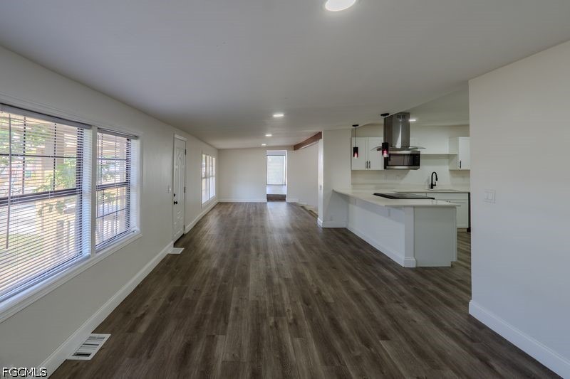 599 Carolina, Fort Myers, FL 33905