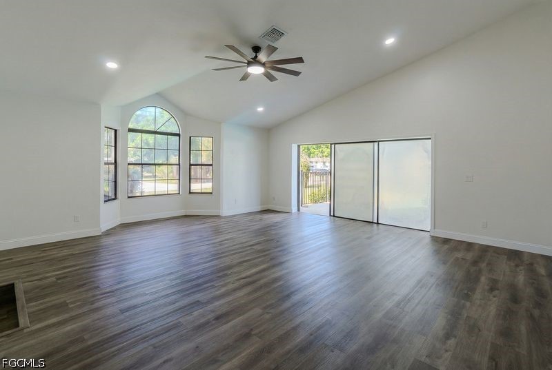 599 Carolina, Fort Myers, FL 33905