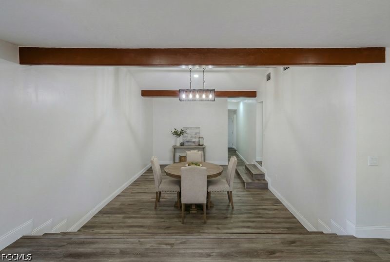 DiningArea