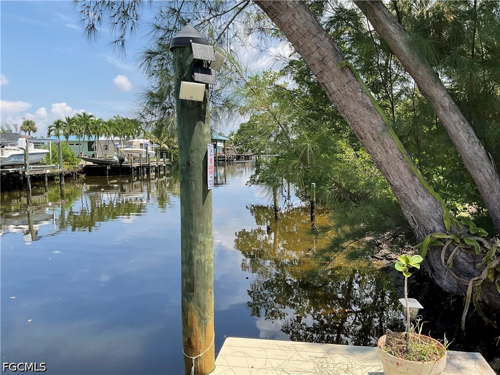 Dock