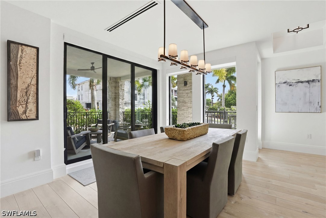 DiningArea