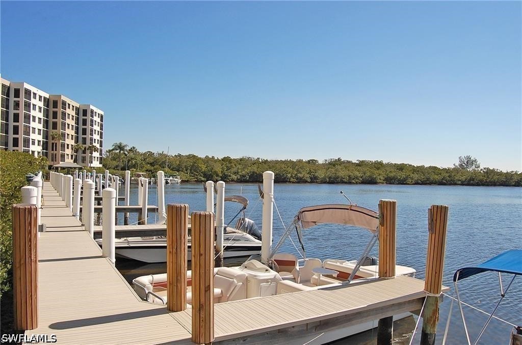 Dock