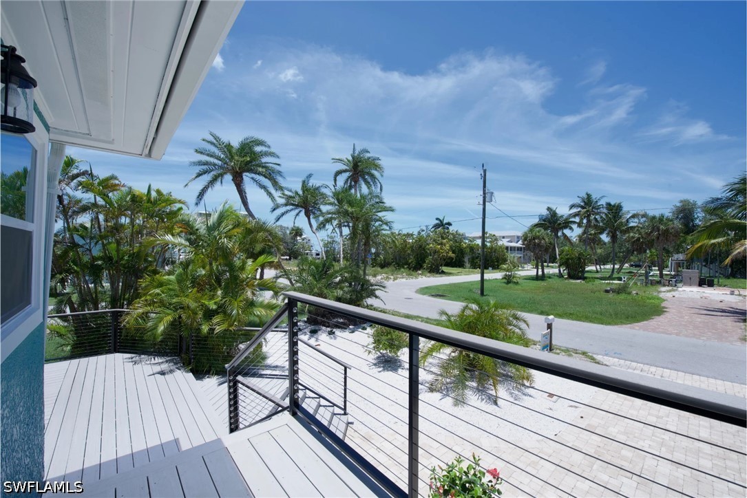 210 Dakota, Fort Myers Beach, FL 33931