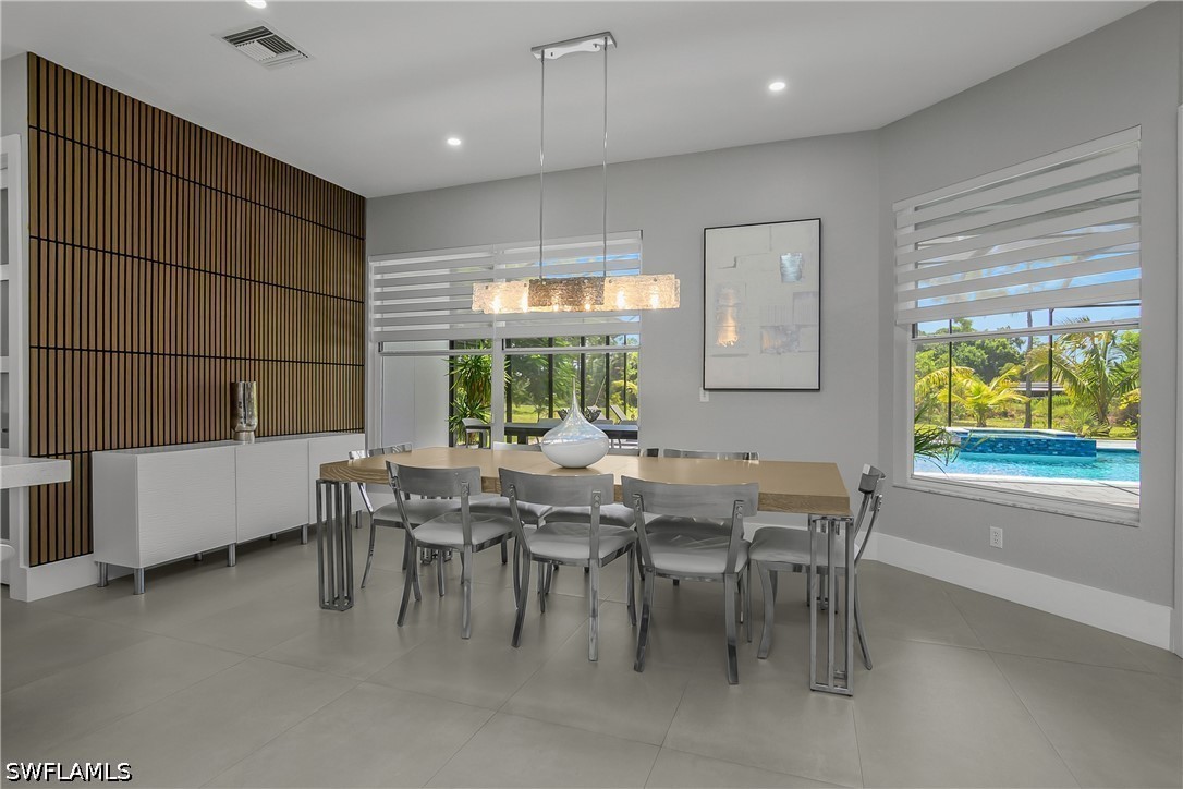 DiningArea