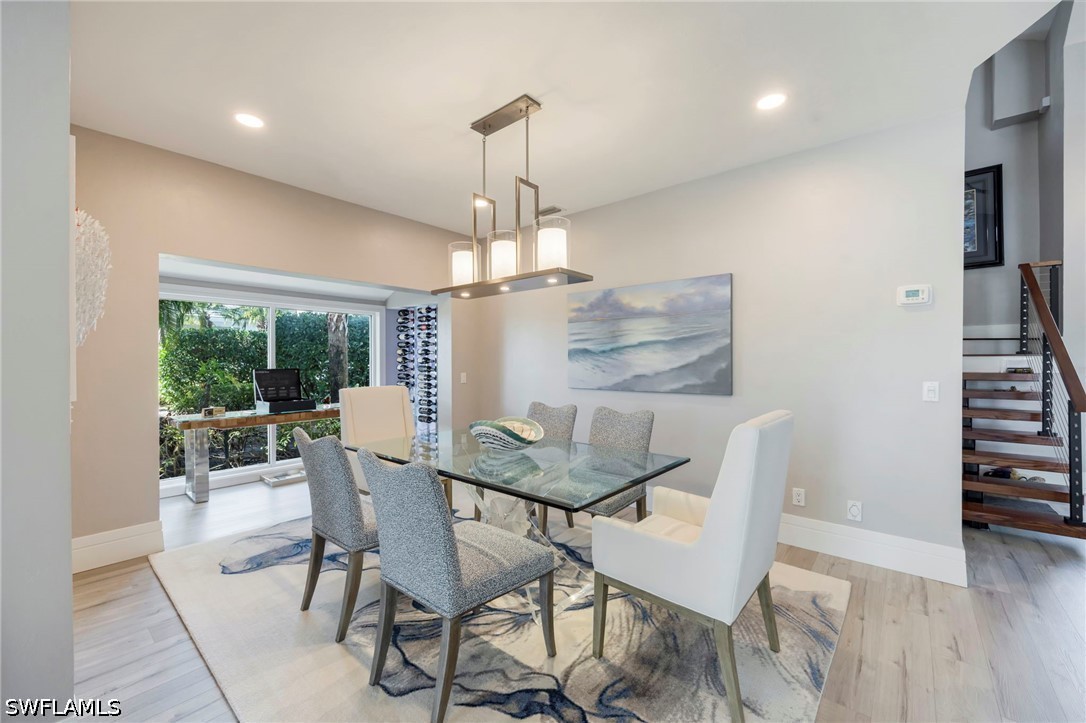 DiningArea