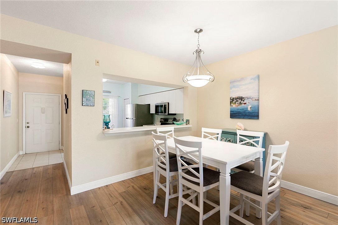 DiningArea