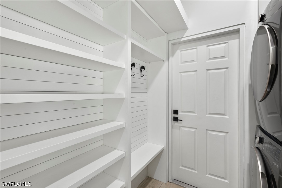 3007 Ellice, Naples, FL 34119
