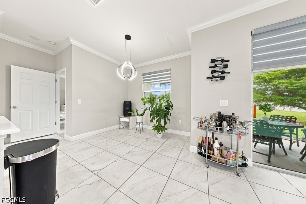 1029 34th, Cape Coral, FL 33993