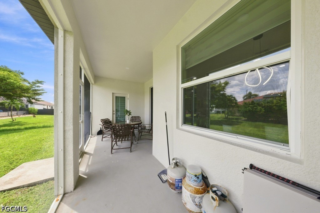 1029 34th, Cape Coral, FL 33993