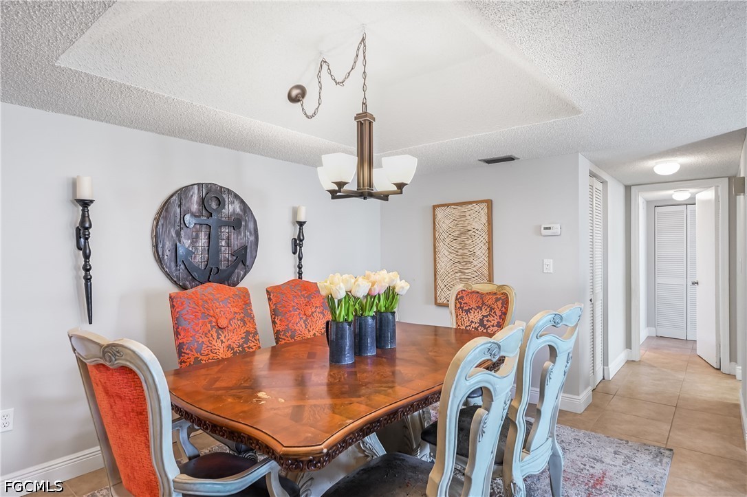 DiningArea