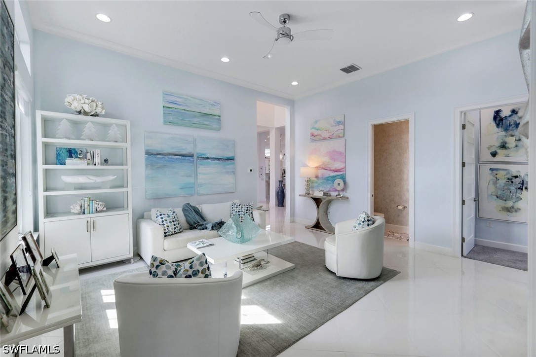 6245 Negril Isle, Naples, FL 34113