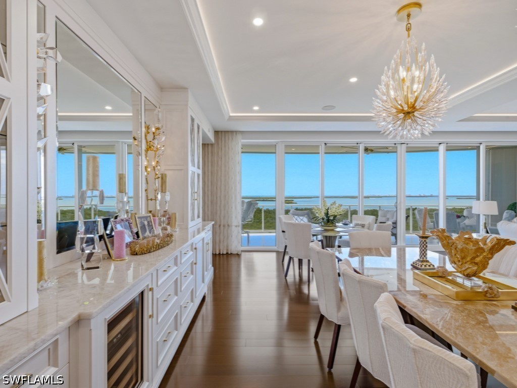 DiningArea
