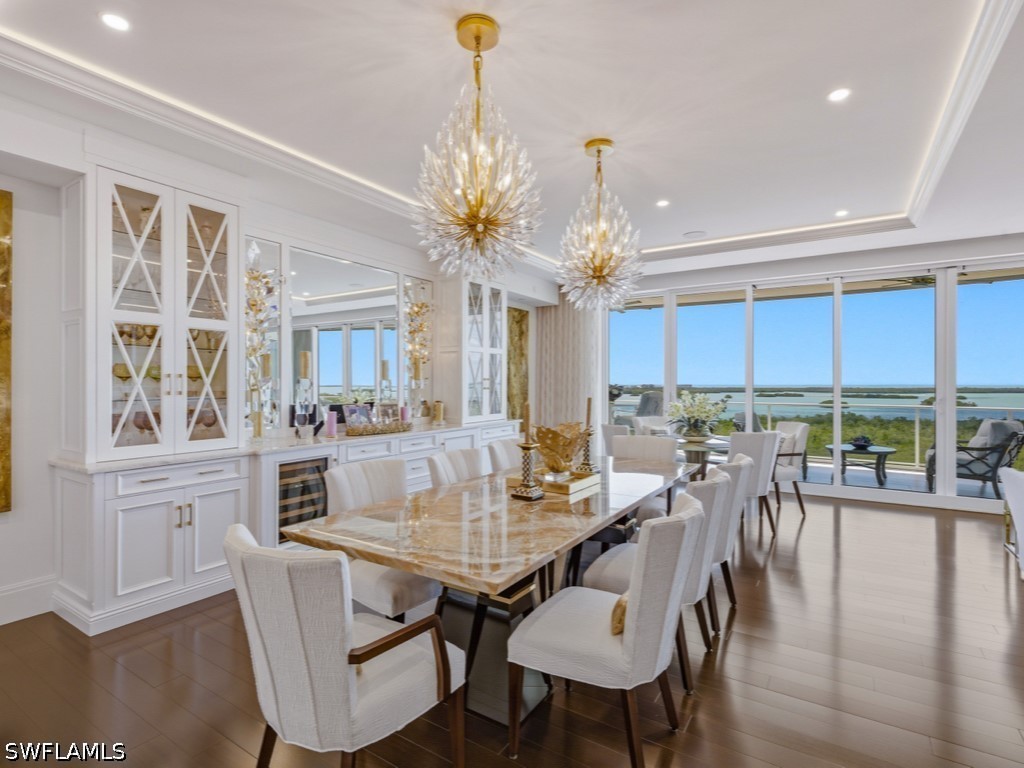 DiningArea