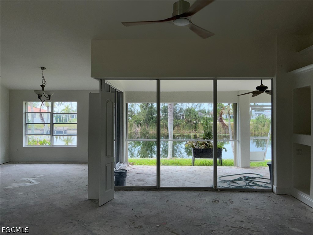 2810 14th, Cape Coral, FL 33993