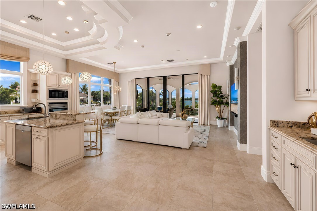 11777 Via Savona, Miromar Lakes, FL 33913