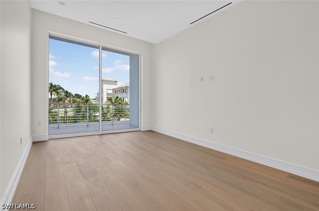 901 Gulf Shore Unit A-203, Naples, FL 34102