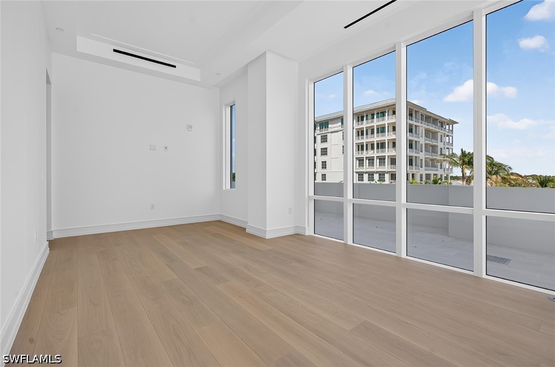 901 Gulf Shore Unit A-203, Naples, FL 34102