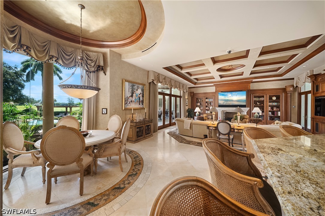9663 Mashie, Naples, FL 34108