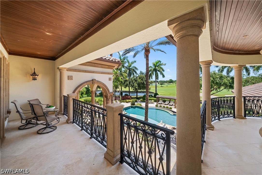 9663 Mashie, Naples, FL 34108