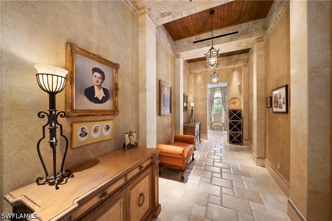 9663 Mashie, Naples, FL 34108