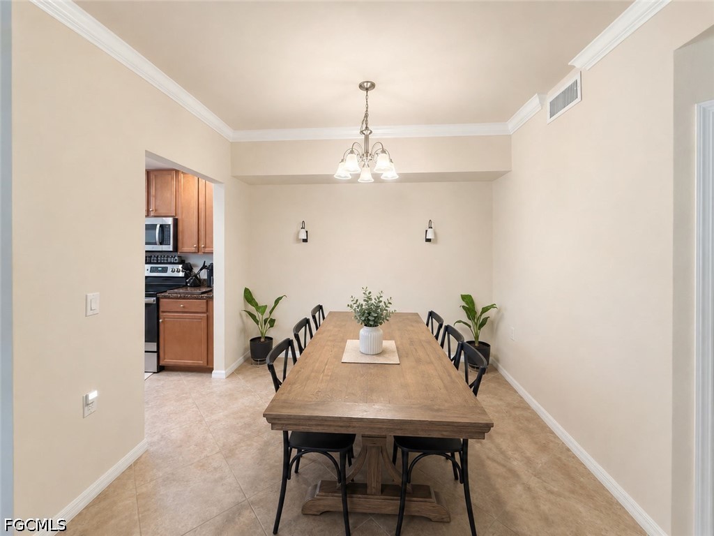 DiningArea