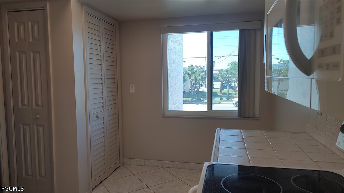 4713 Santa Barbara Unit E-3, Cape Coral, FL 33914