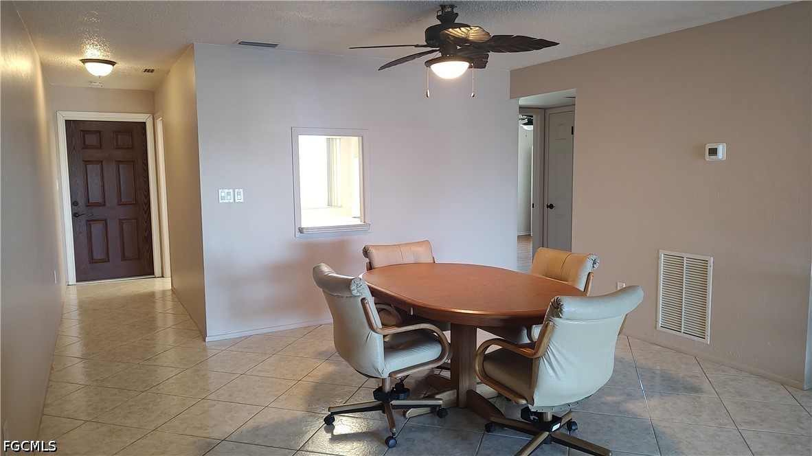 DiningArea