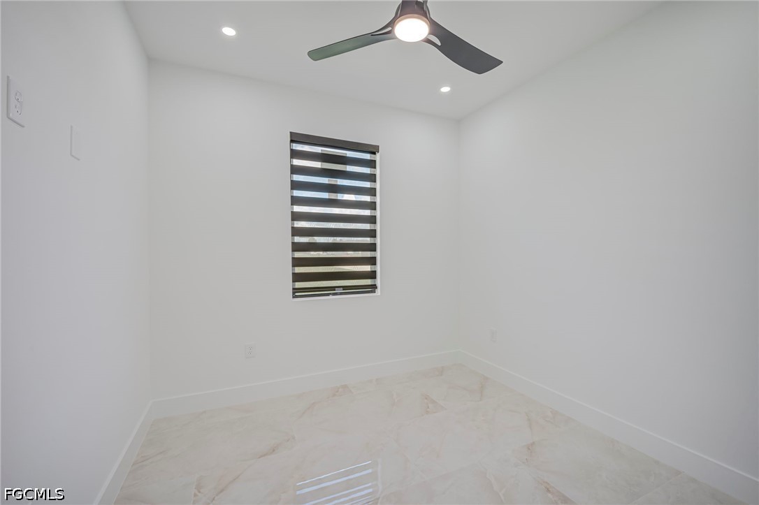 2700 11Th St SW, Lehigh Acres, FL 33976