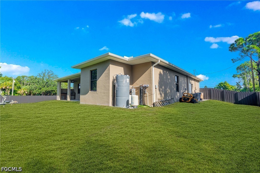 810 Sentinela, Lehigh Acres, FL 33974