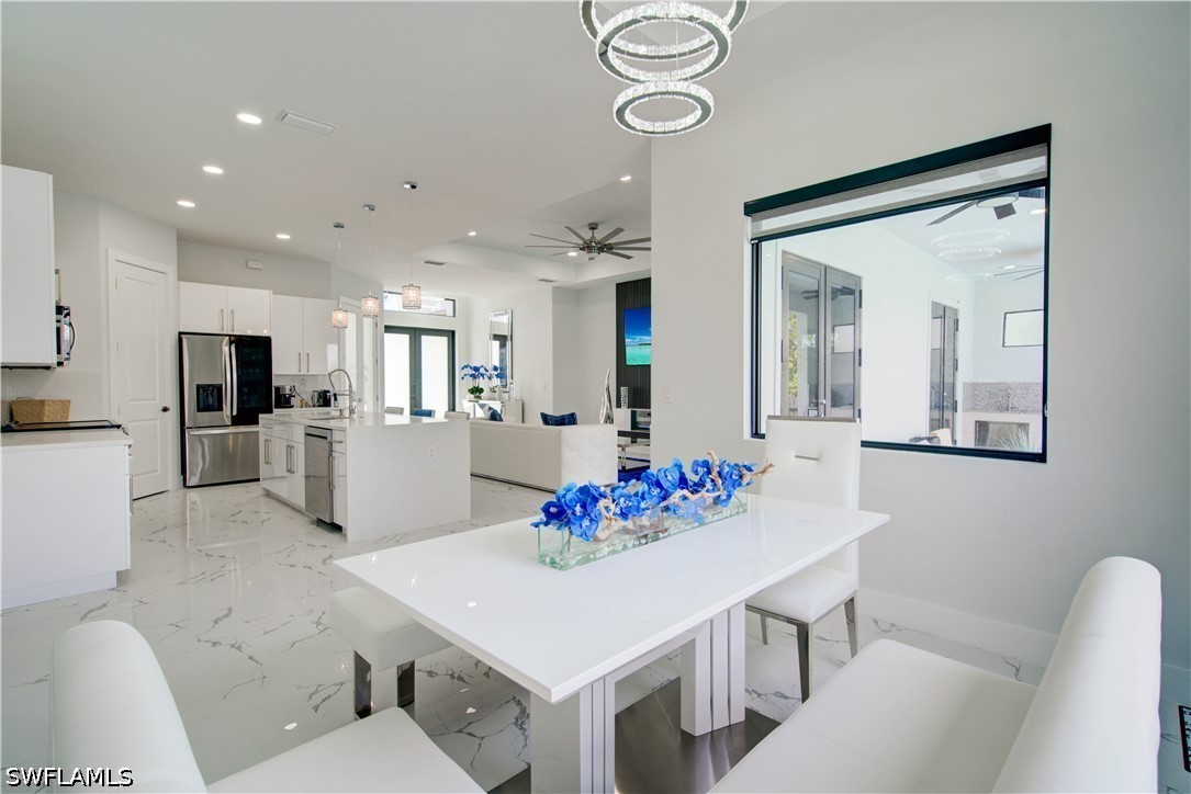 DiningArea