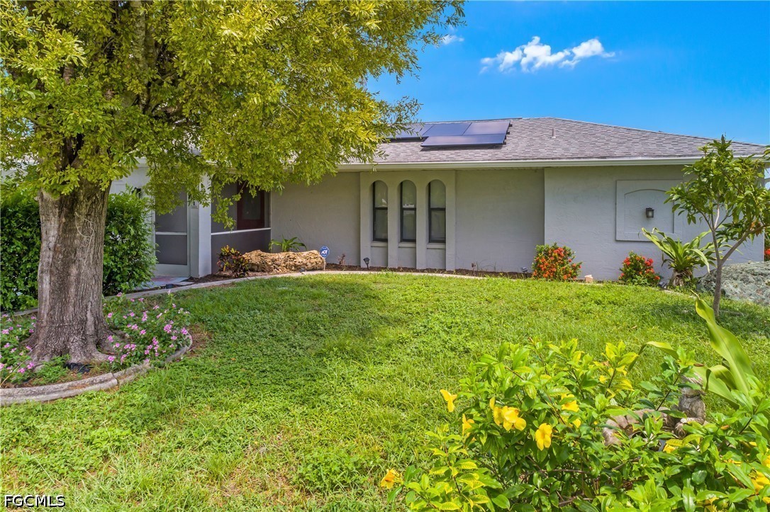 1121 11th, Cape Coral, FL 33909