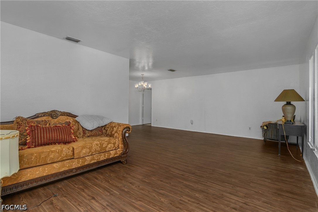 1121 11th, Cape Coral, FL 33909