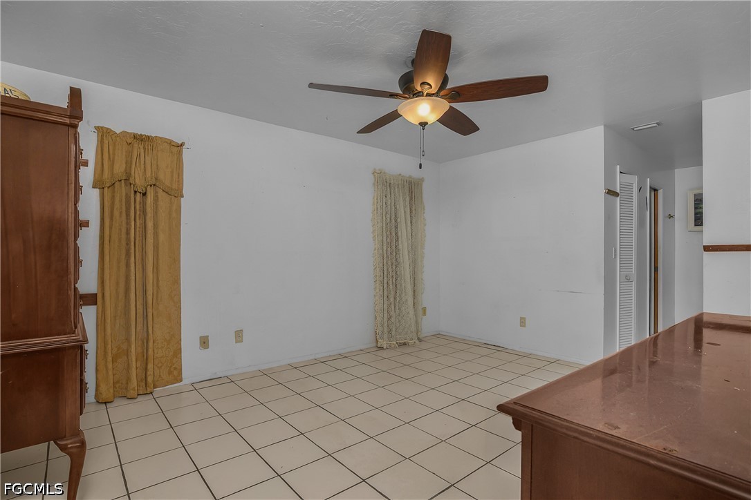 1121 11th, Cape Coral, FL 33909