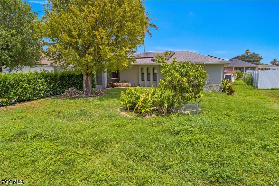 1121 11th, Cape Coral, FL 33909