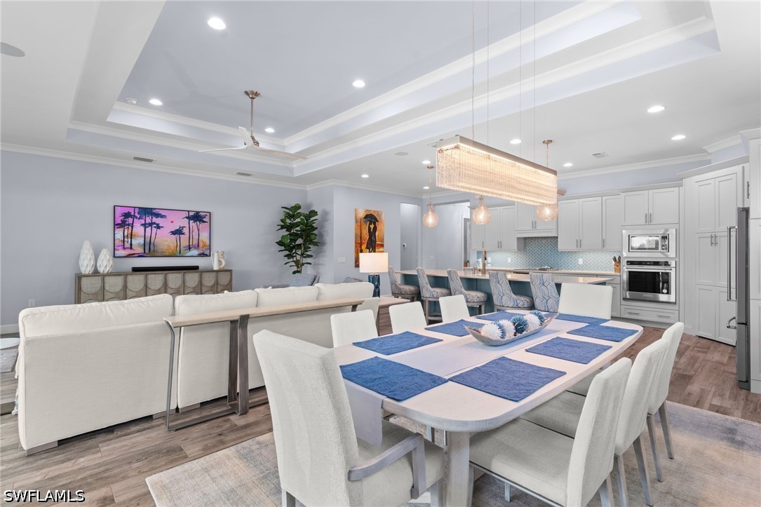 DiningArea